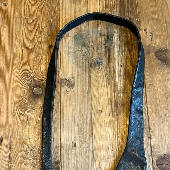 HOBO International Vintage Black Unisex Crossbody Sling Bag - Picture 10 of 11